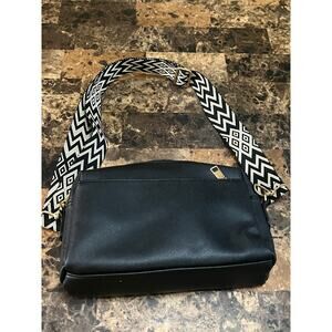 Elim & Paul Black Purse with exchangeable shoulder strap